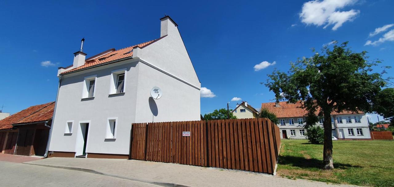 Dom W Miescie Reszel Villa Exterior photo