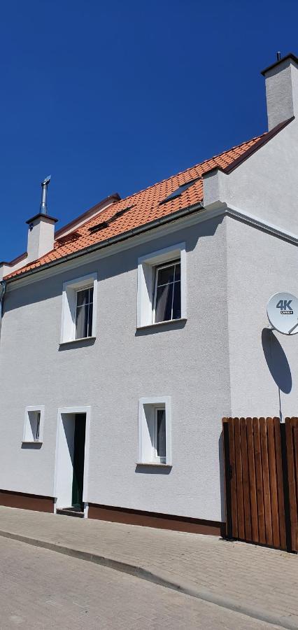 Dom W Miescie Reszel Villa Exterior photo